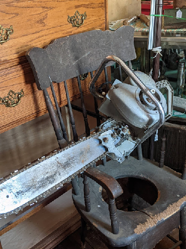 Monticello old chain saw
