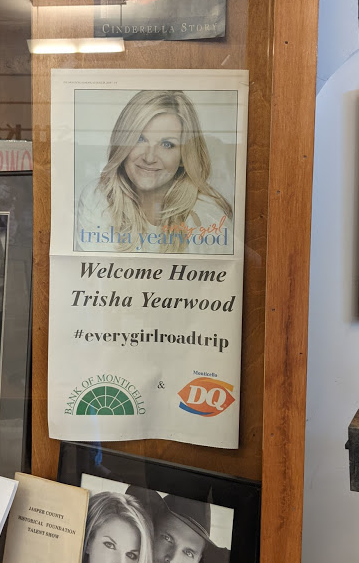 one of the things we saw on our Back Roads Travel trip was the Home of Trisha Yearwood